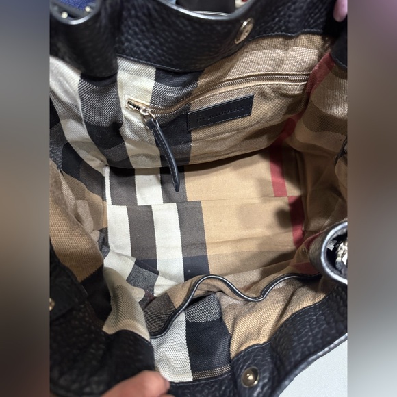 AUTHENTIC BURBERRY HOBO BAG - Picture 6 of 13